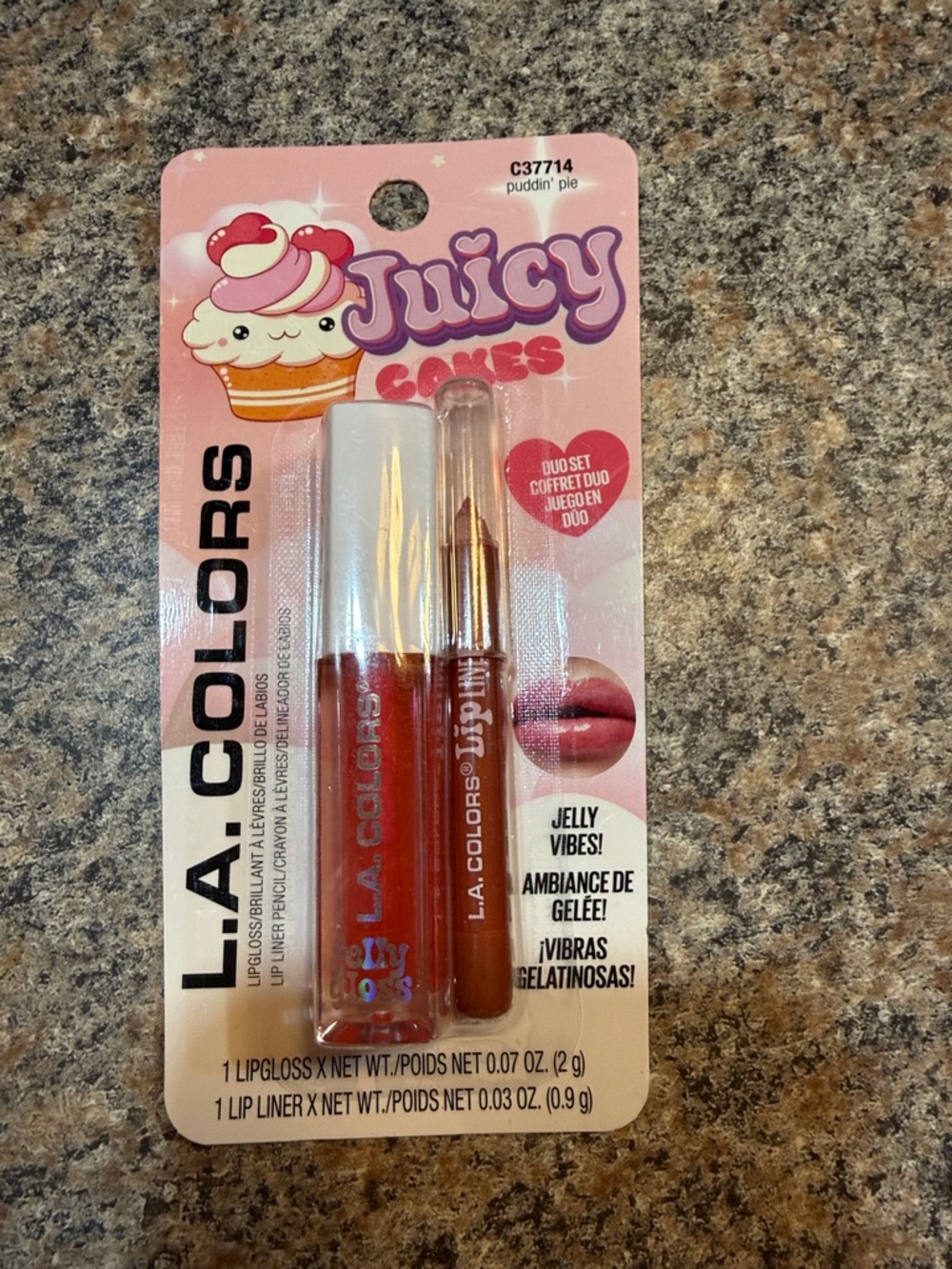 L.A. Colors Juicy Cakes Lip Gloss & Lip Liner Duo - Peach Pink